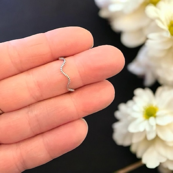 Silver Wavy Ring 925 Sterling Silver, Stacking Ring - Picture 4 of 5